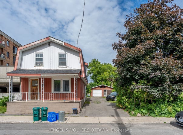 133 Forward Avenue, West Centre Town, Ontario K1Y 1K8