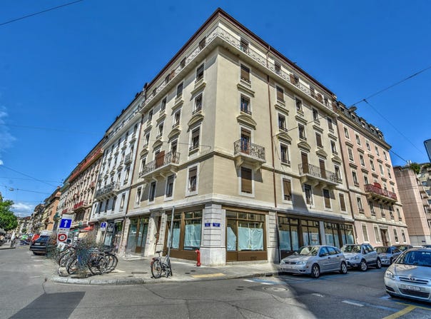 Rue de Carouge., Genève, Geneva 1205
