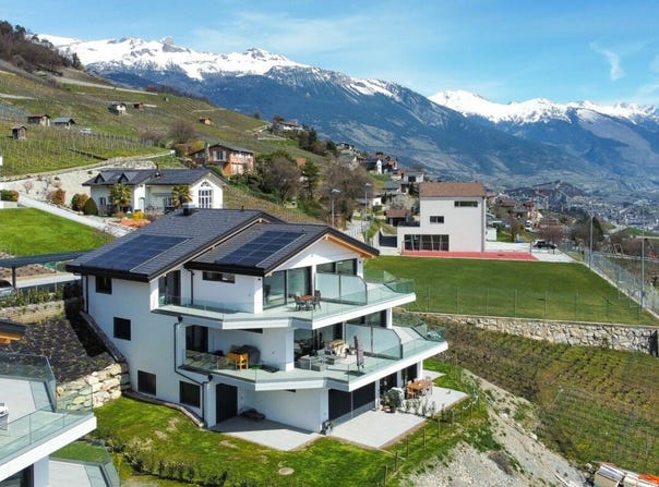 Route dItemmo 9, Crans-Montana, Valais 3960