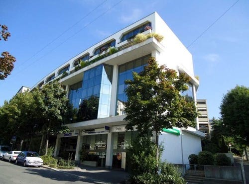 Av. de Montchoisi 15, Lausanne, Vaud 1006