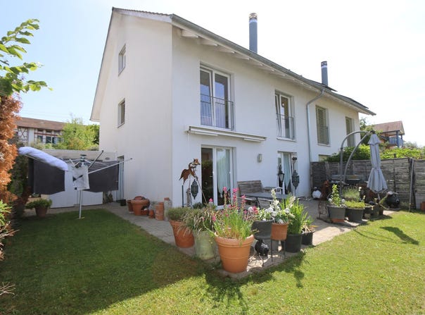 Römerweg 27, Dachsen, Zürich (canton) 8447