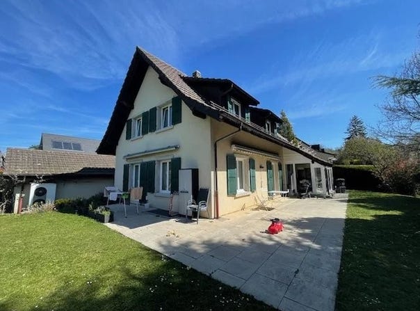 Le Mont-sur-Lausanne, Vaud 1052