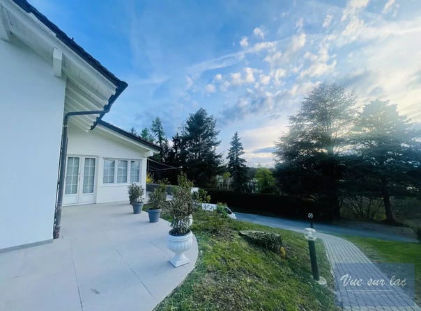 Le Mont-sur-Lausanne, Vaud 1052