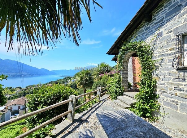 Gordola, Ticino 6596
