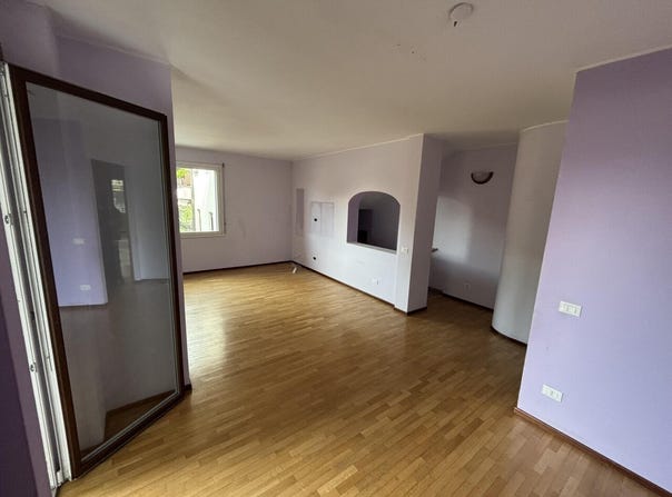 Bissone, Ticino 6816