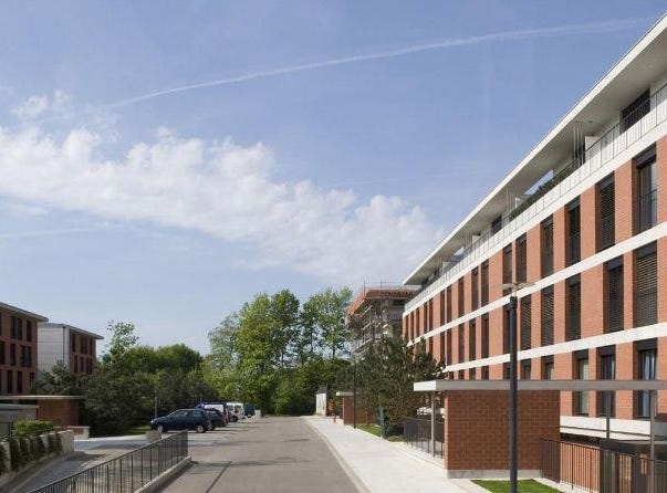 7 Av. des Uttins, Rolle, Vaud 1180