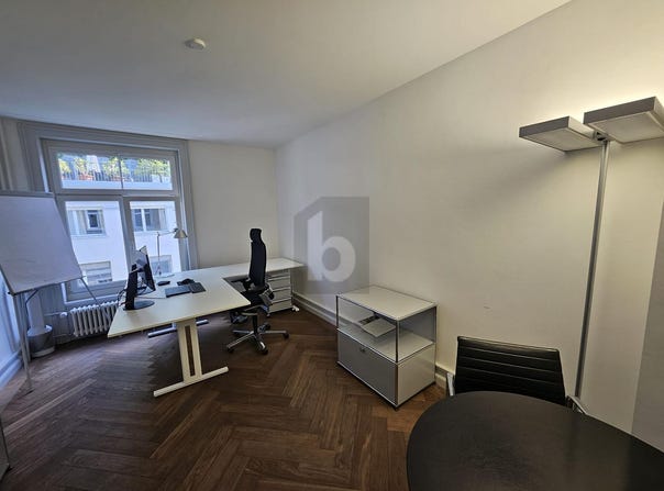 Auf Anfrage, Zürich, Zürich (canton) 8001