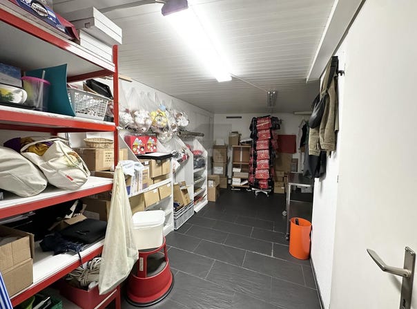 Auf Anfrage, Basel, Basel-Stadt (canton) 4001