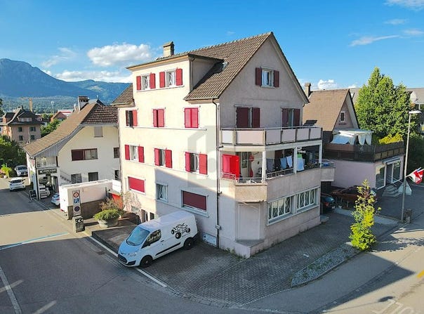 Zuchwil, Solothurn (canton) 4528