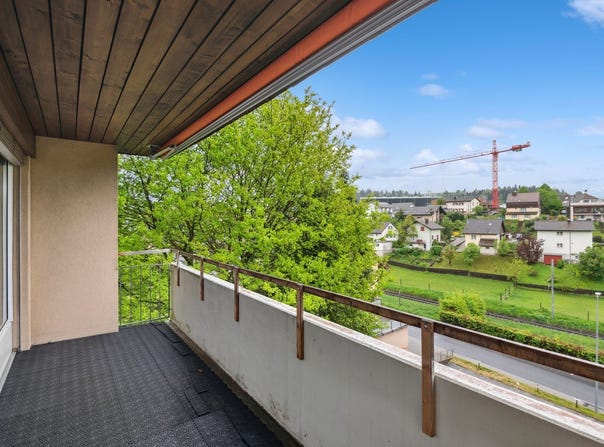 Bergstrasse 8c, Huttwil, Bern (canton) 4950