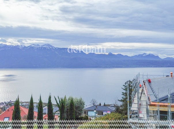 Dans un quartier résidentiel, Grandvaux, Vaud 1091