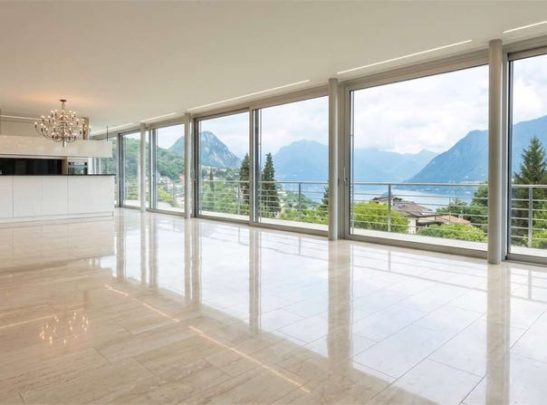 Lugano, Ticino 6900
