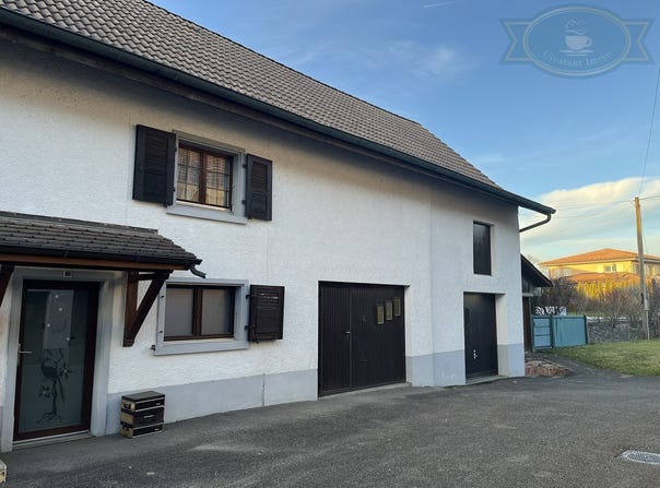 Alle, Jura 2942