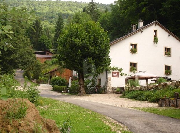 Ocourt, Jura 2889