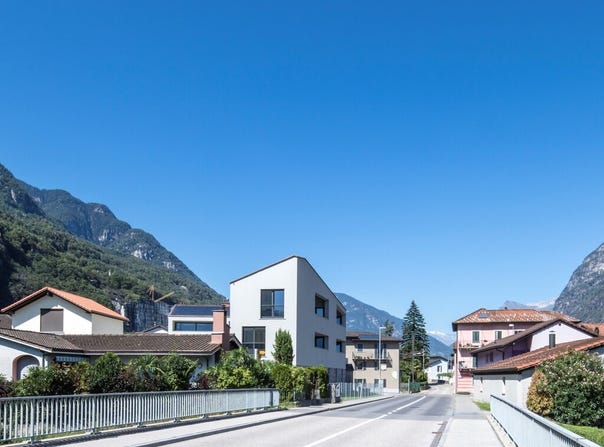 Via Cantonale 169, Lodrino, Ticino 6527