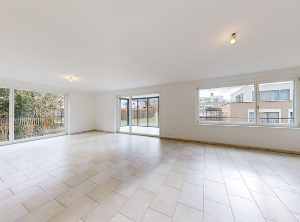 Batteriestrasse 8, Bottmingen, Basel-Landschaft (canton) 4103