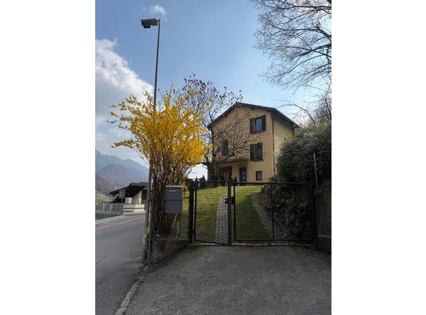 Arogno, Ticino 6822