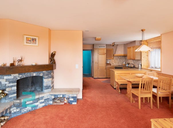 Rte de Bel-Aube, Crans-Montana, Valais 3963