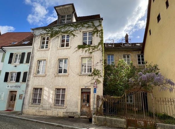 Porrentruy, Jura 2900