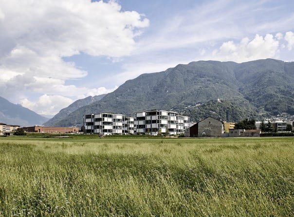 Bellinzona, Ticino 6500