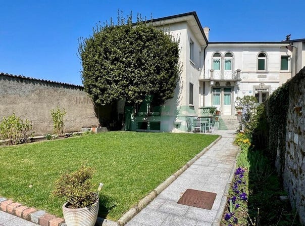 Via 1, Mendrisio, Ticino 6850