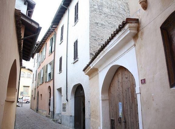 Caslano, Ticino 6987