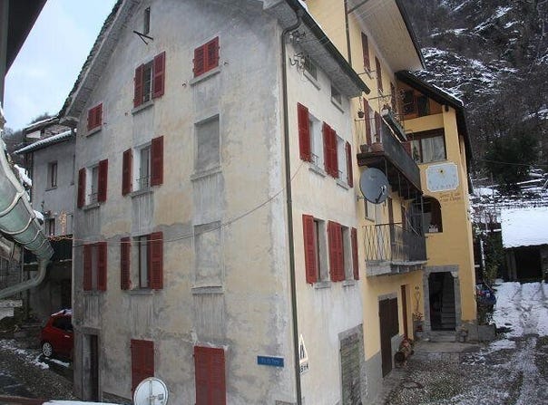 Giornico, Ticino 6745