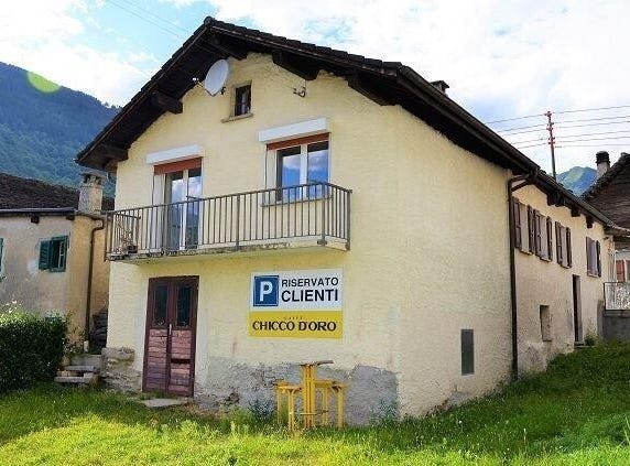 Aquila, Ticino 6719