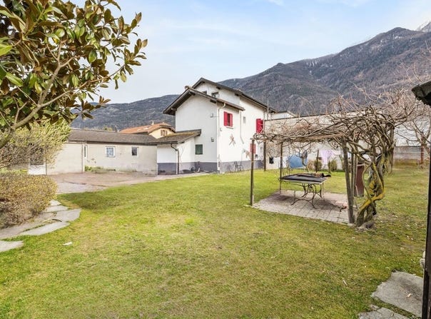 Au centre de Saxon, Saxon, Valais 1907