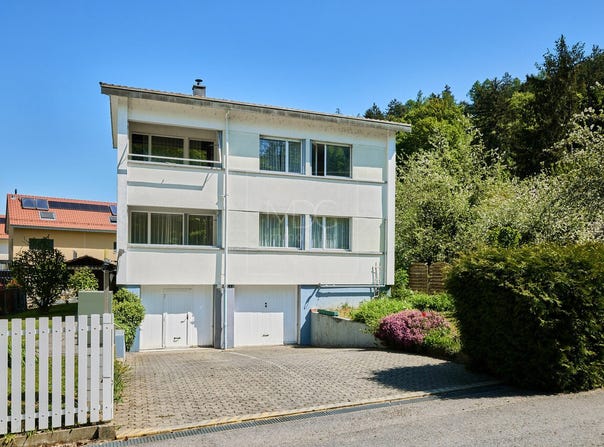 Centre, Henniez, Vaud 1525
