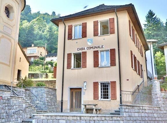 Largario, Ticino 6724
