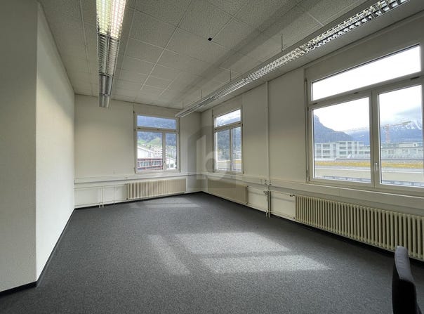 Auf Anfrage, Altdorf UR, Uri 6460