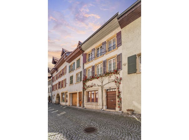 Dorfgasse 40, Twann, Bern (canton) 2513