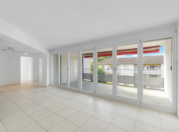 Aufwiesenstrasse 22, Dietlikon, Zürich (canton) 8305