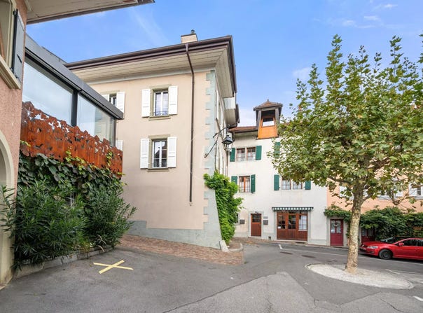 Bourg-en-Lavaux, Vaud 1096