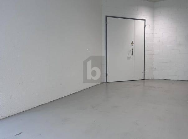Auf Anfrage, Dietikon, Zürich (canton) 8953