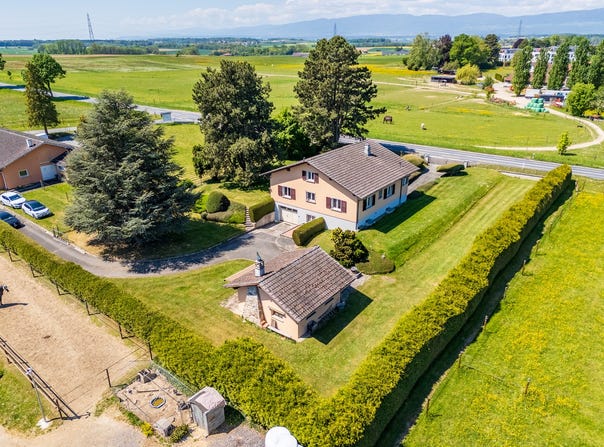 Echallens, Vaud 1040