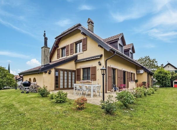Au centre de Ballens, Ballens, Vaud 1144