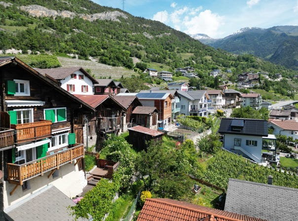 Varen, Valais 3953