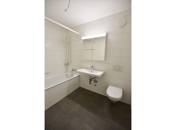 Jakob-Stämpfli-Strasse 114a, Biel, Bern (canton) 2502