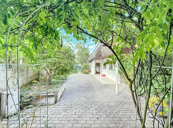 Lausanne, Vaud 1000