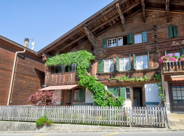 Au coeur du village, Rougemont, Vaud 1659
