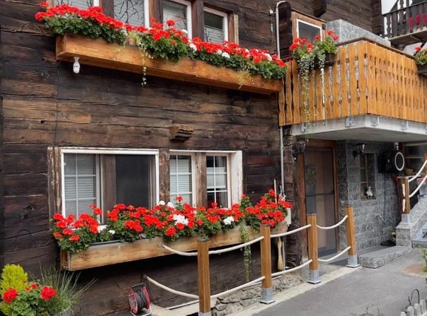 Kirchplatz, Randa, Valais 3928