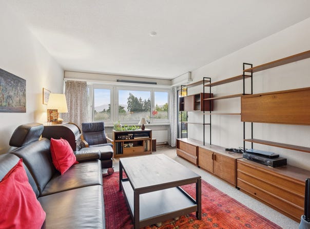 Scheltenstrasse 16, Reinach BL, Basel-Landschaft (canton) 4153