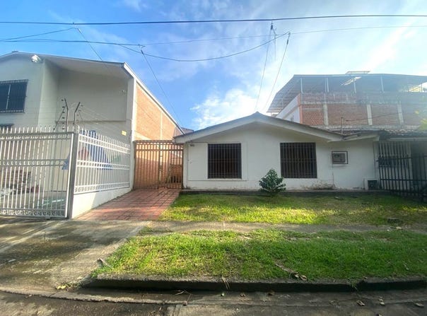 Calle 40 Nte # 2 D 17, Cali, Valle del Cauca 760050