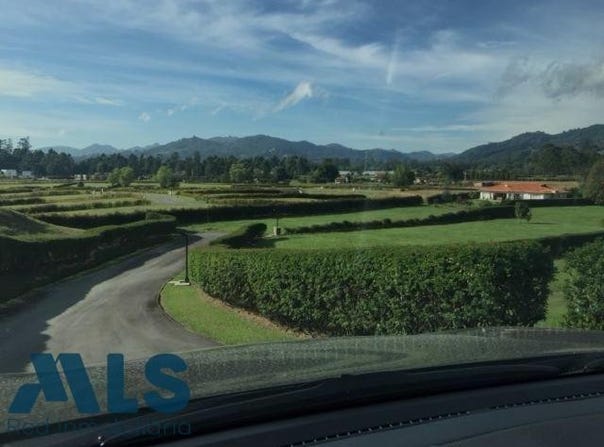 lot: E, Rionegro, Rionegro