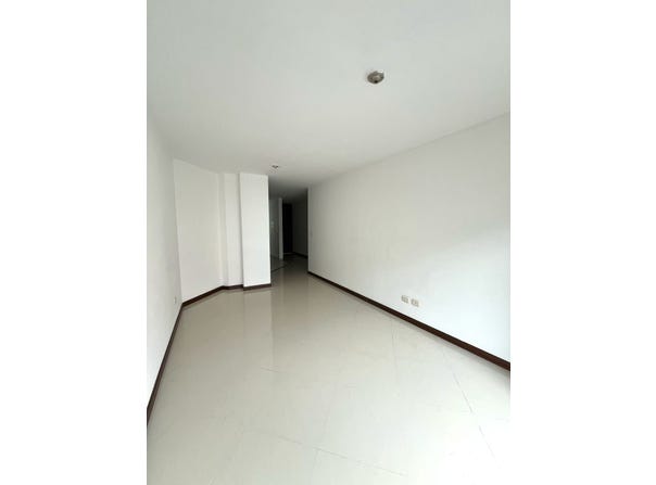 CARRERA 9A 60-52, Bogotá, Colombia, Bogotá, Bogota 110231