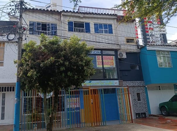 CALLE 21 # 31 55/59 EDIFICIO TRIFAMILIAR, Bucaramanga, Santander