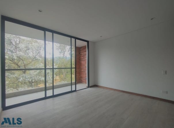 unit: 305, El Retiro, El Retiro