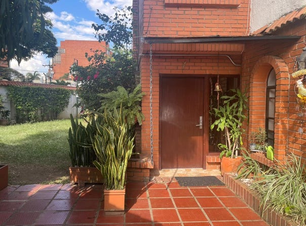 Cra. 101 #12a Bis-70, Ciudad Jardín, Cali, Valle del Cauca, Colombia, Cali, Valle del Cauca 760032